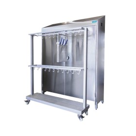 Armoire stérilisatrice à l'ozone avec chariot pour contenir des bouteilles de ganivet